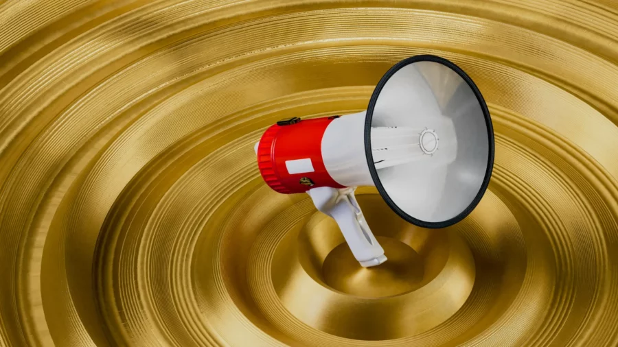 Bullhorn